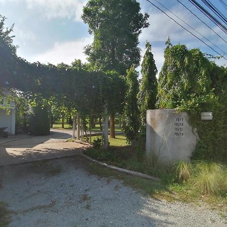 Hotel Baan2Rai Kanchanaburi Zewnętrze zdjęcie