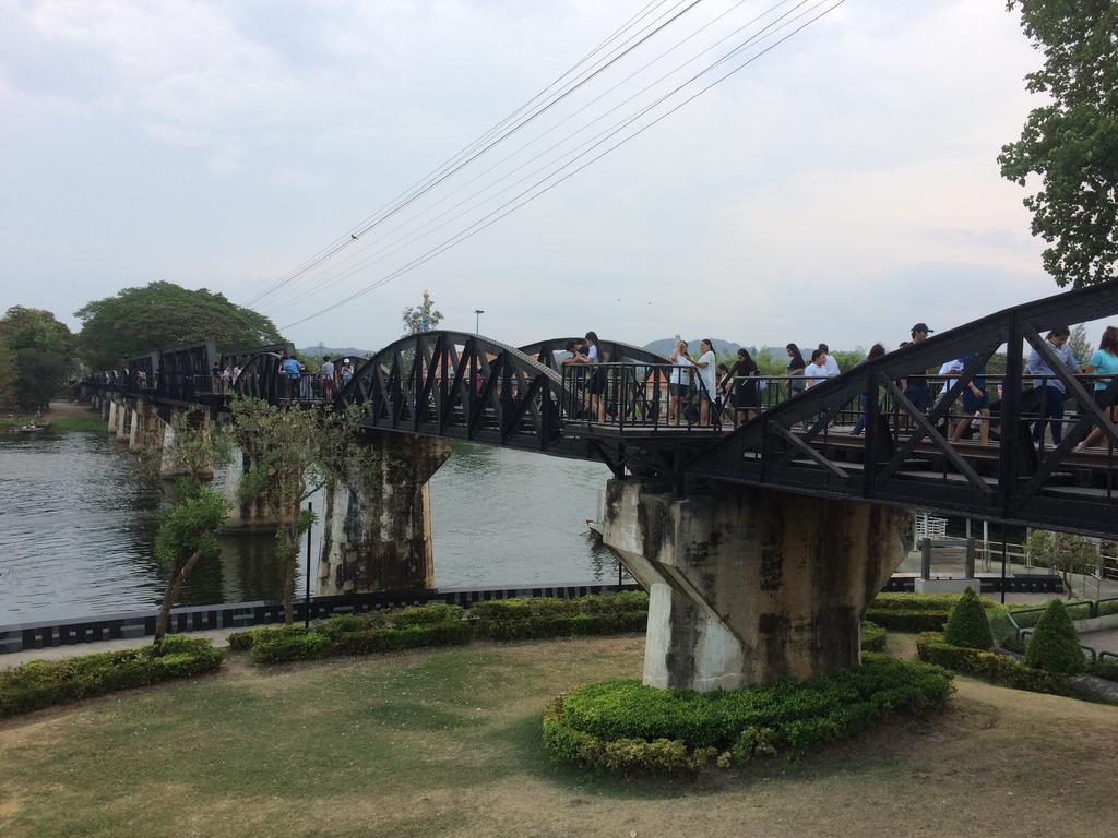 Hotel Baan2Rai Kanchanaburi Zewnętrze zdjęcie