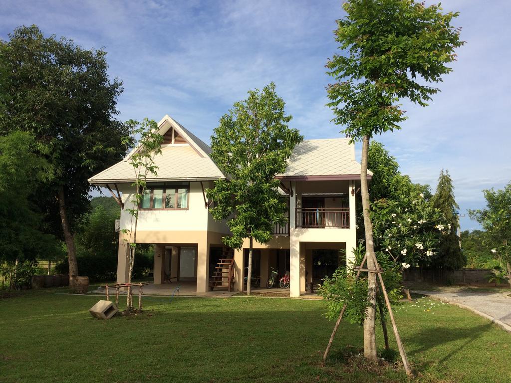 Hotel Baan2Rai Kanchanaburi Zewnętrze zdjęcie