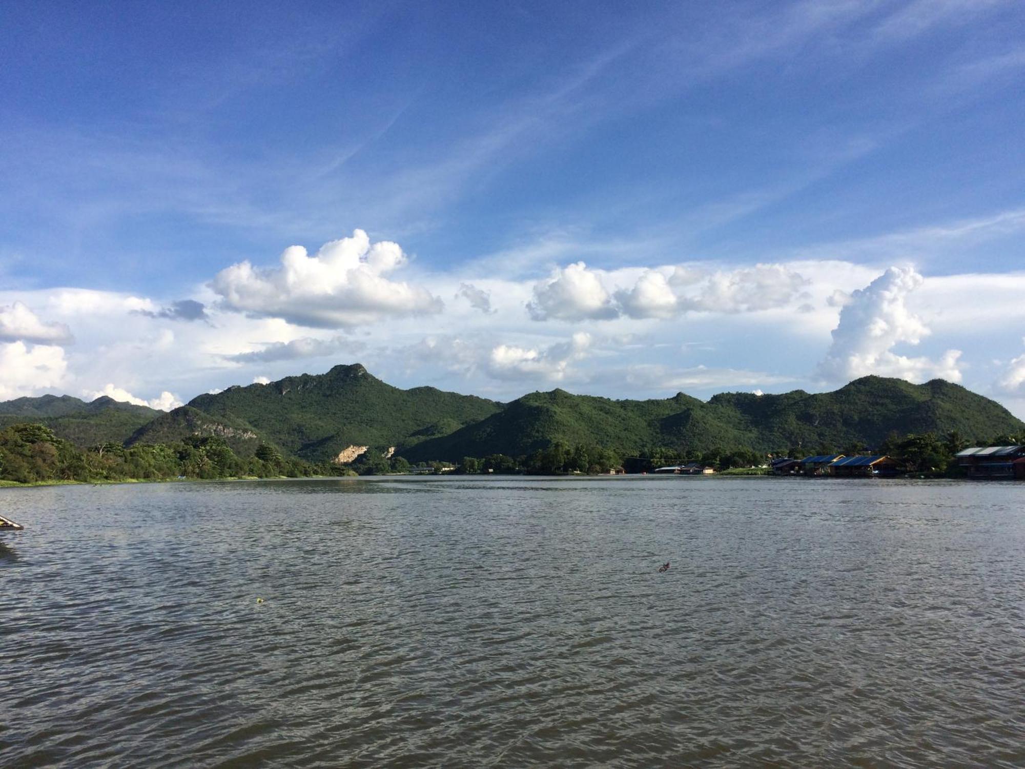 Hotel Baan2Rai Kanchanaburi Zewnętrze zdjęcie