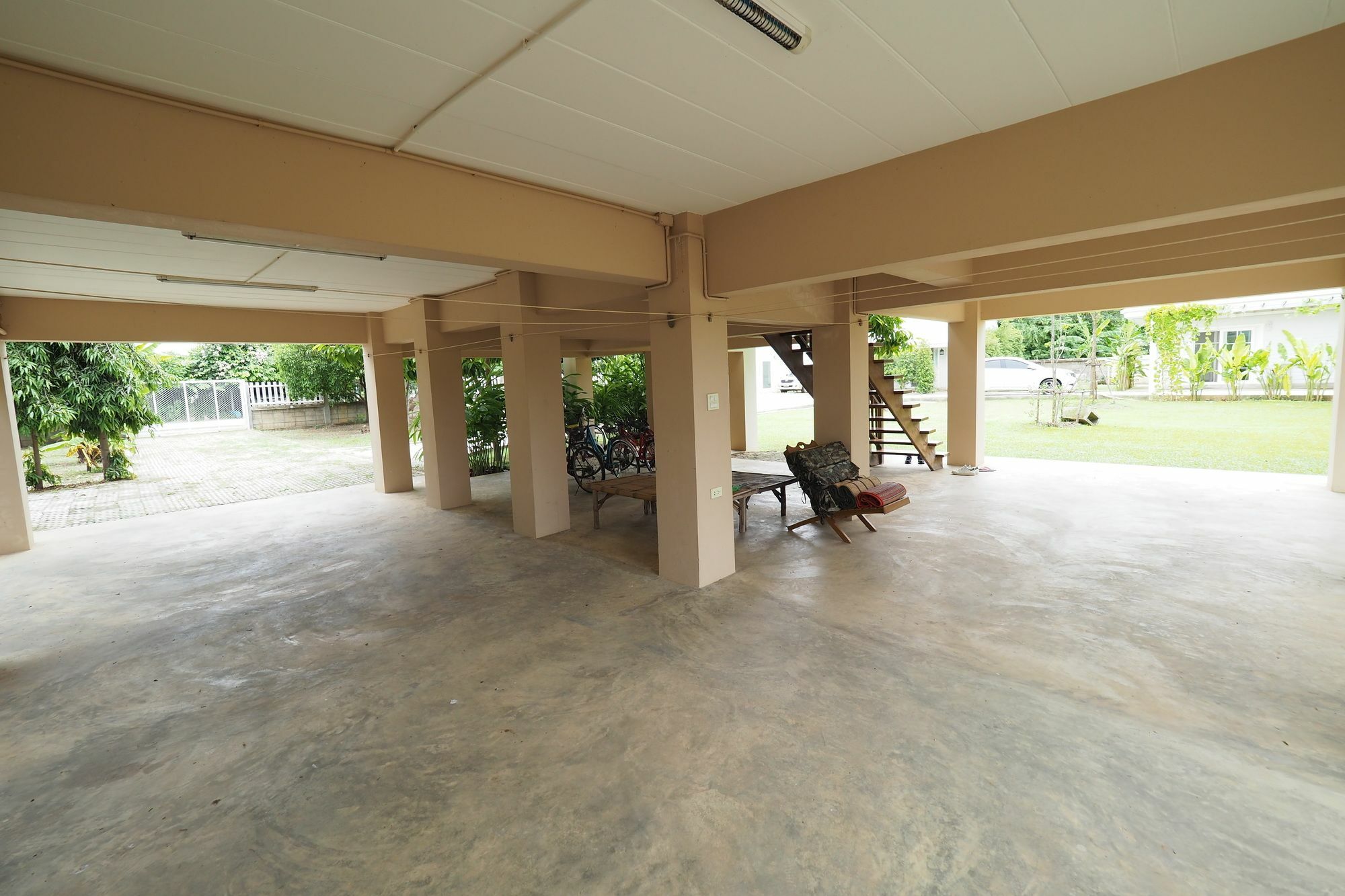 Hotel Baan2Rai Kanchanaburi Zewnętrze zdjęcie